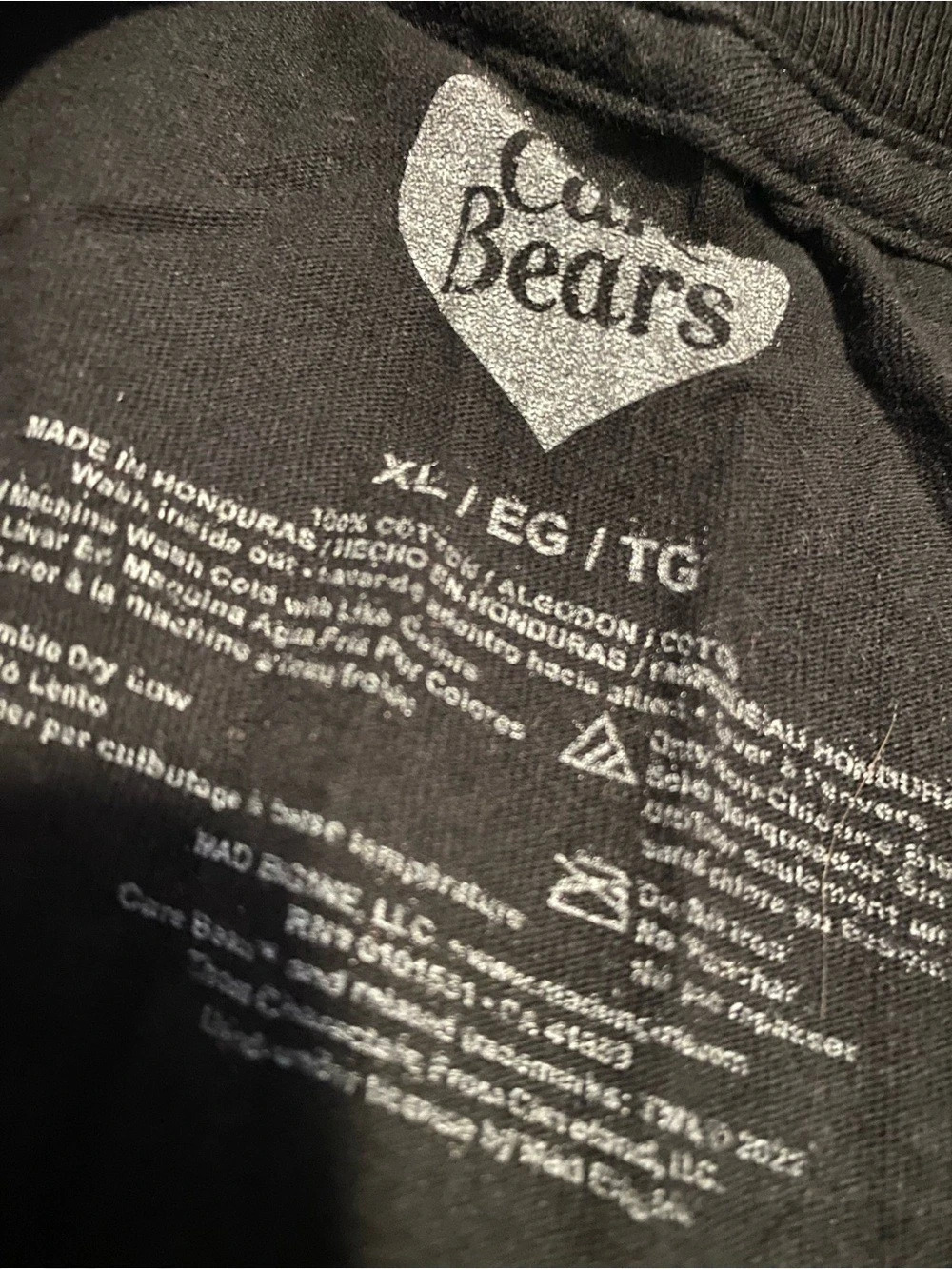 Care Bears Hug Life Graphic T-Shirt Tee Black XL - Picture 3 of 4